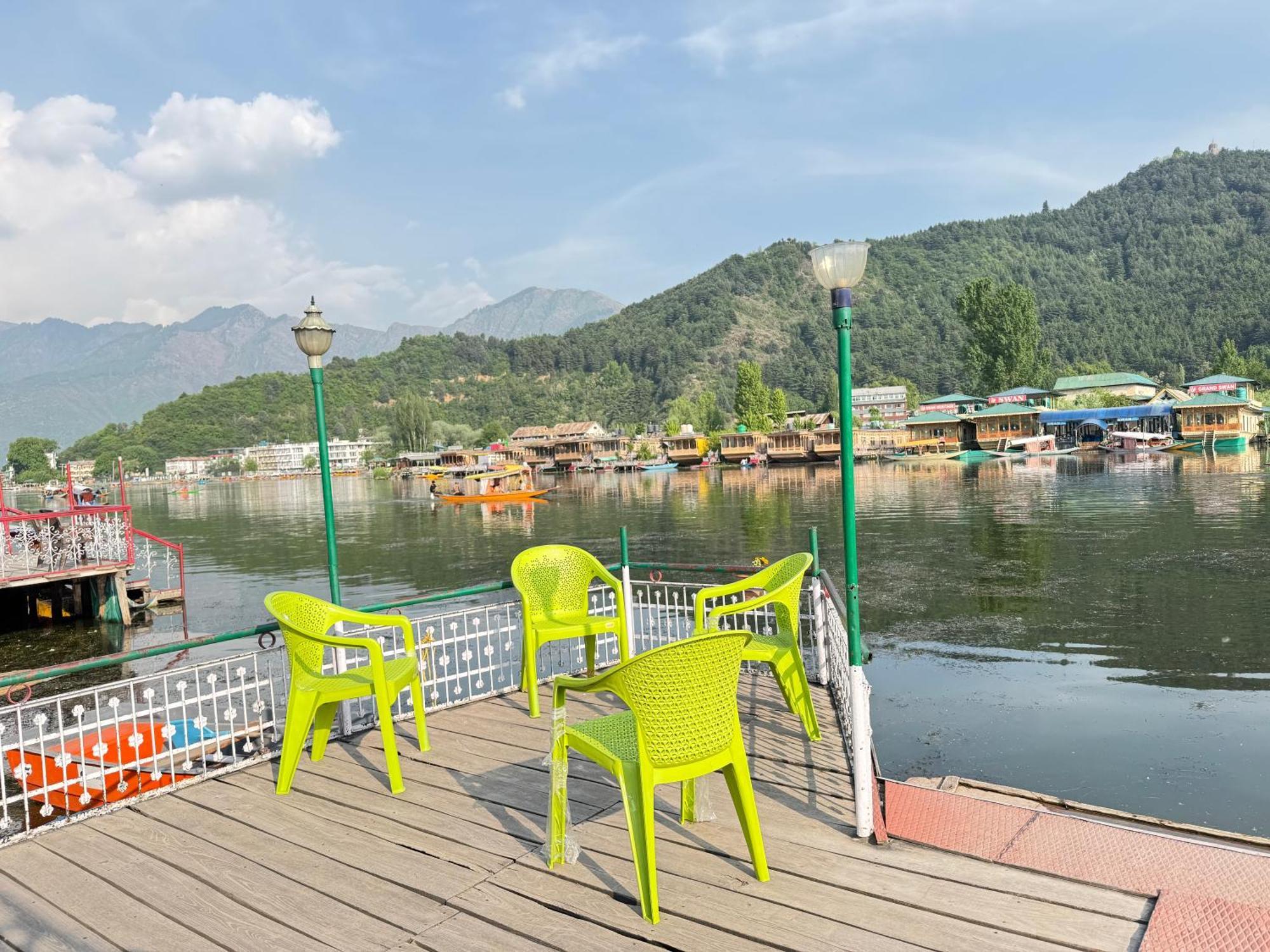 New Sea Palace Houseboats Srīnagar Exteriér fotografie