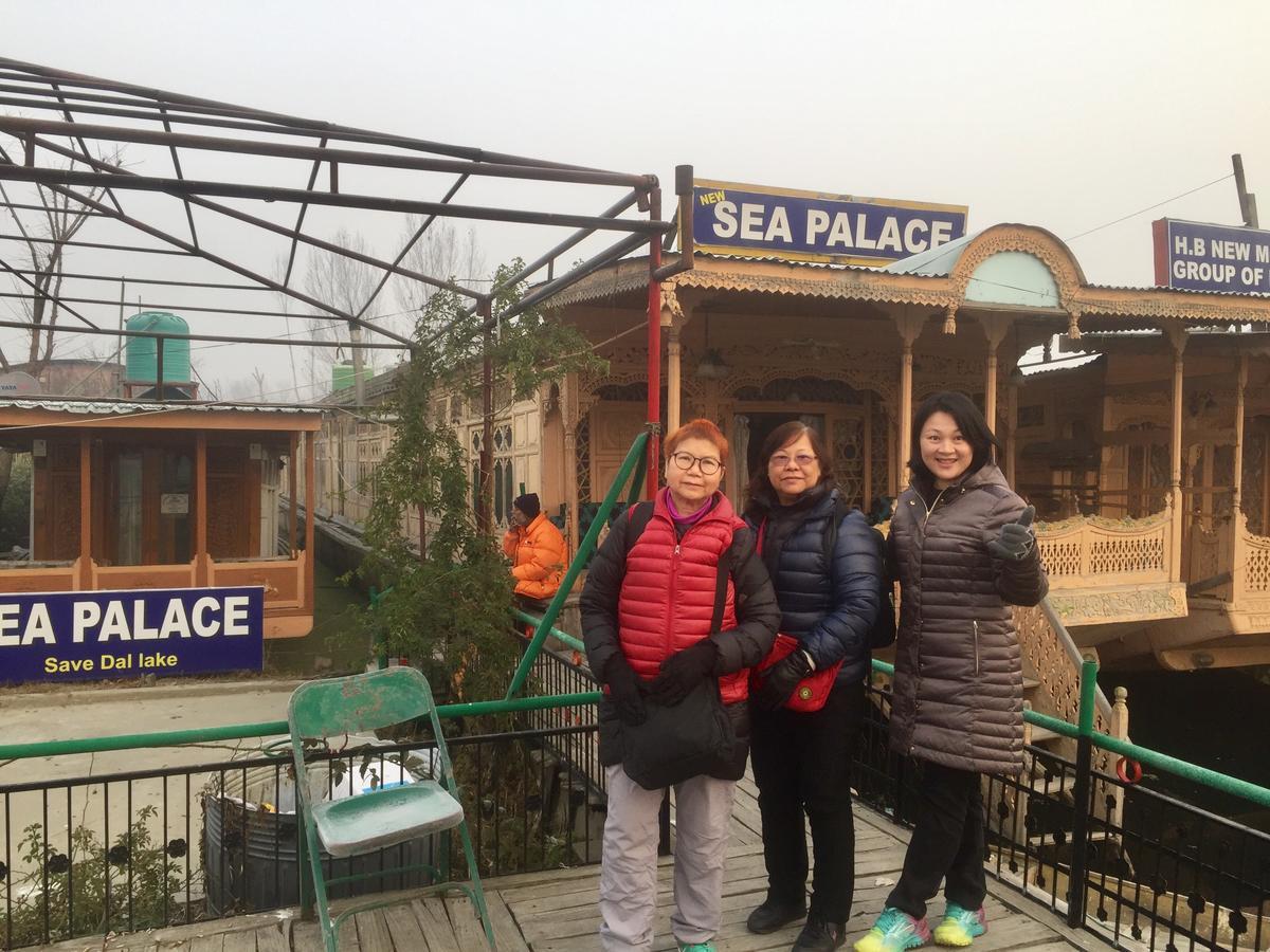 New Sea Palace Houseboats Srīnagar Exteriér fotografie